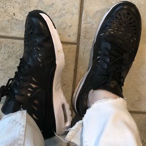 black nike air max thea joli size 8.5